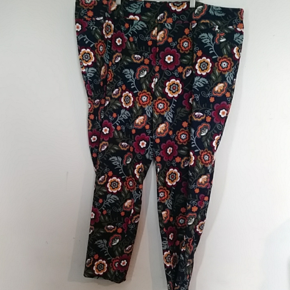 Flowered pants size 3x